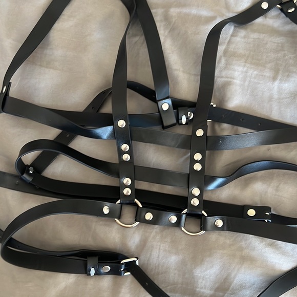 Strappy bra harness top - Picture 3 of 7